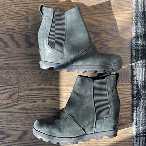 Sorel Women's Black Ankle Boots